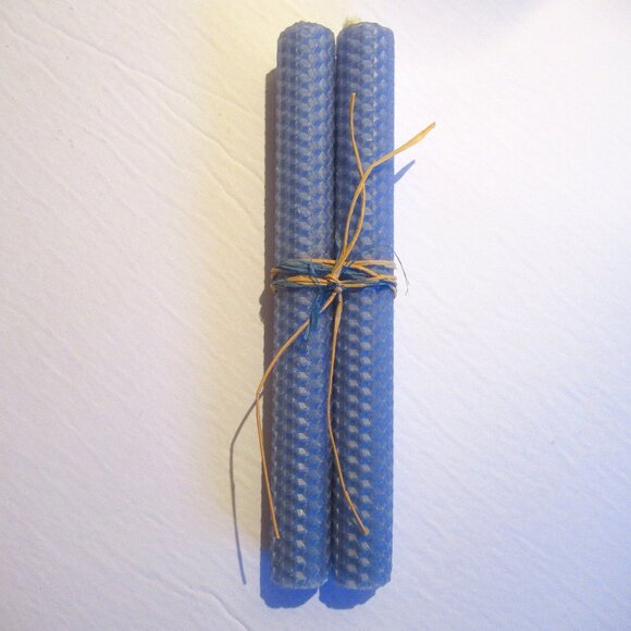 1 pair, Bees Wax candles, Periwinkle Blue, Honeycomb pattern, Hand Rolled, 8" - Picture 1 of 5